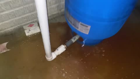 Leaking Well Water Pressure Tank Replacement Part 1 -- Discovery on Wednesday, 08/02/2023, at 09:13