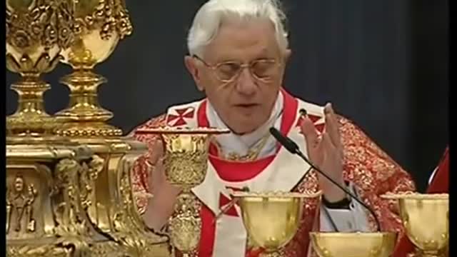 PAI NOSSO CANTADO PELO PAPA BENTO XVI