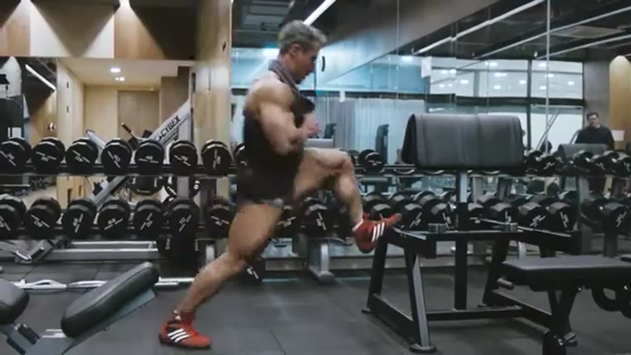 Hard and Heavy leg workout / complete beginner Part 1