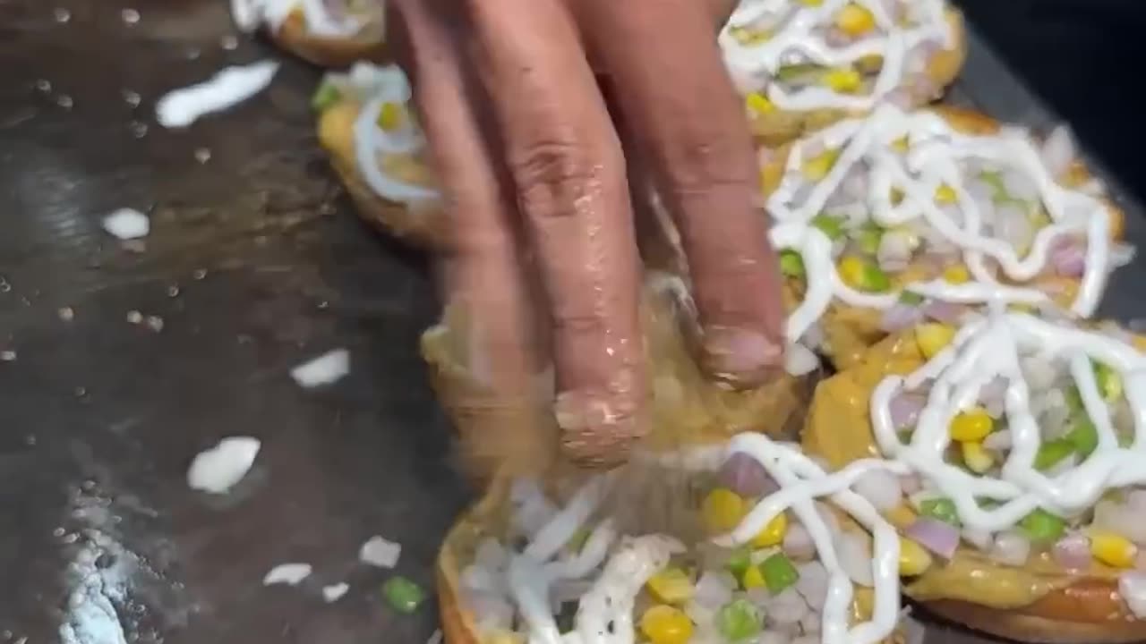 Speedy_singh_Ka_Noodles_Burger🙄🥵___Indian_street_food