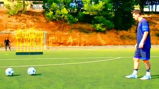 Lionel messi pinalty skill