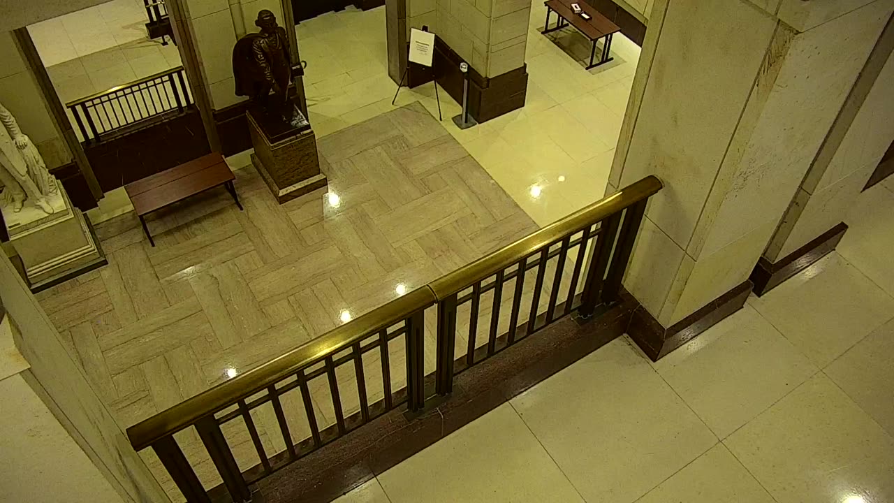 7125CVCULAuditoriumMezzEntrance_2021-01-06_05h40min01s487ms.mp4