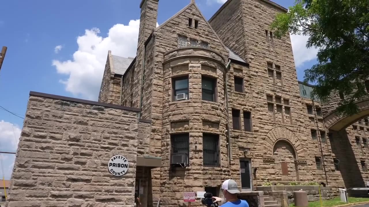 WHEN INSANE MOUNTAIN PEOPLE ATTACK!! - DEEP IN APPALACHIA