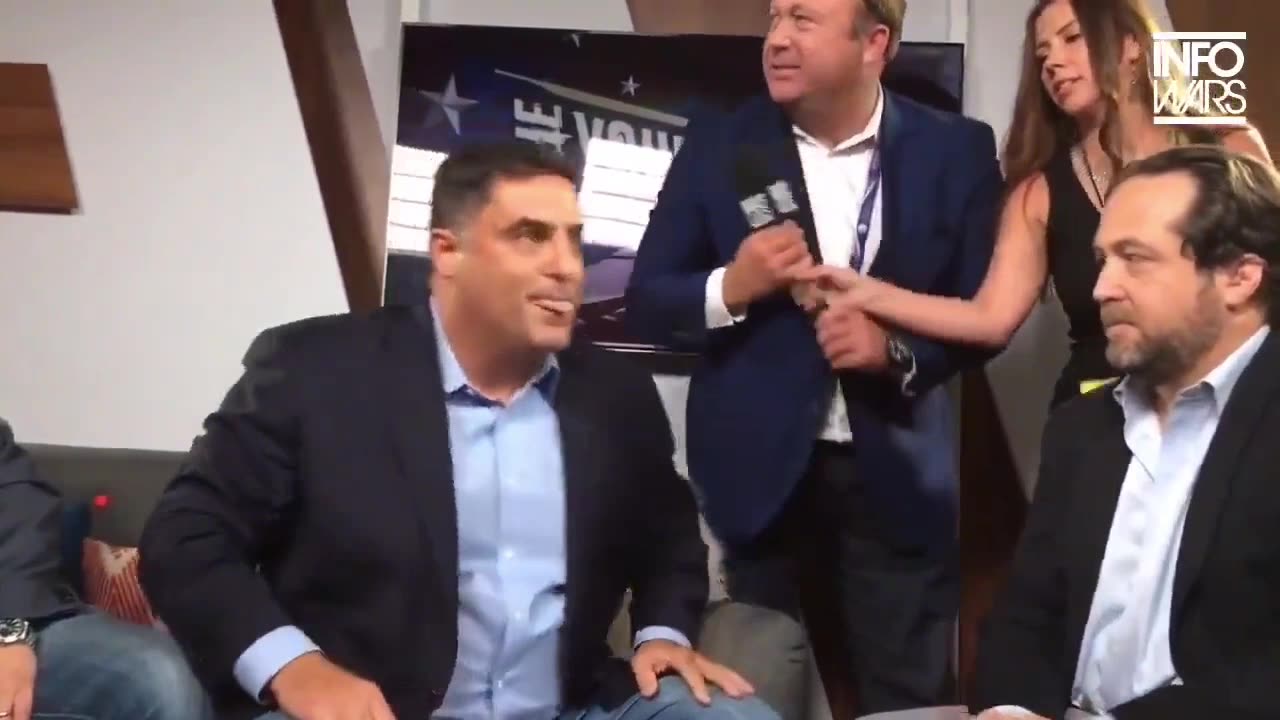 Alex Jones Does a Show With the Young Turks (flashback) #CitizenCast