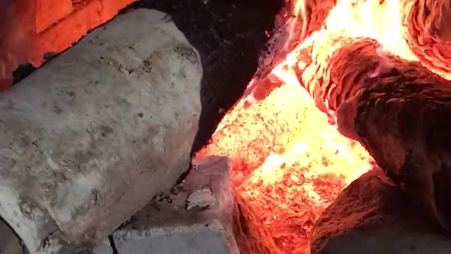 Melt the fireplace