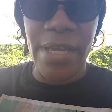 Lady in Florida doing social experiment