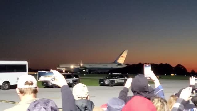 Trump landing in johnstown pa