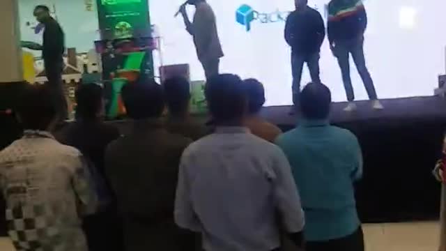 LIVE Performance show song