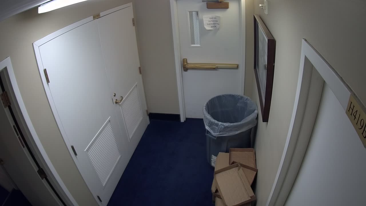 0450USCH04WestAtticnearH422_2021-01-06_21h00min02s277ms.mp4