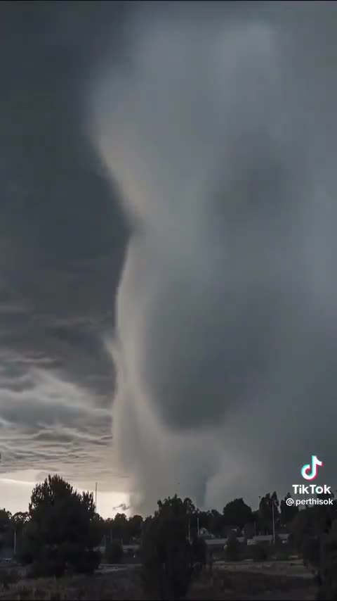 Rain storm passing through Perth, Australia