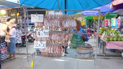 floating market in Thailand Amphawa