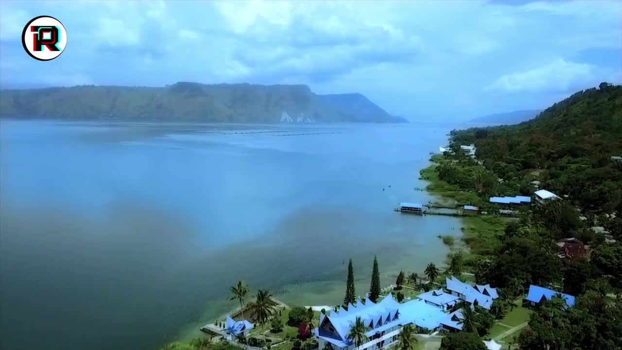 5TEMPAT WISATA DI INDONESIA YANG SNGAT TERKENAL DI LUAR NEGERI