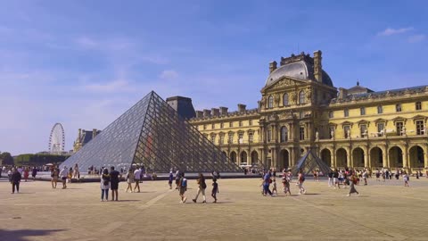 Top 5 must see places in Paris, don't miss it