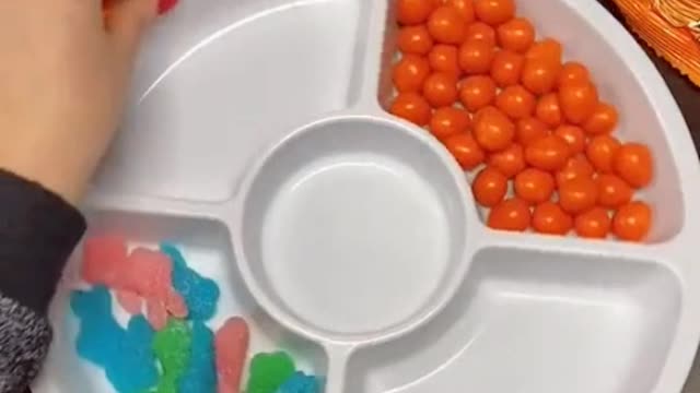 When you are thirsty, look at these candies