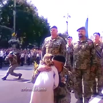 Girl rush, Zelensky, Ukraine