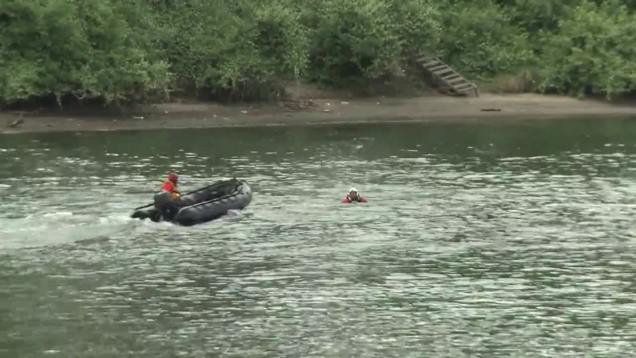 Training Swift Water Rescue