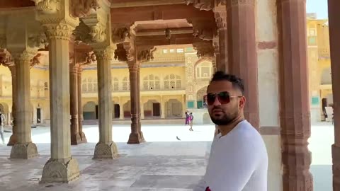 EXPLORING JAIPUR - TRAVEL VLOG & Rajasthan Food!!