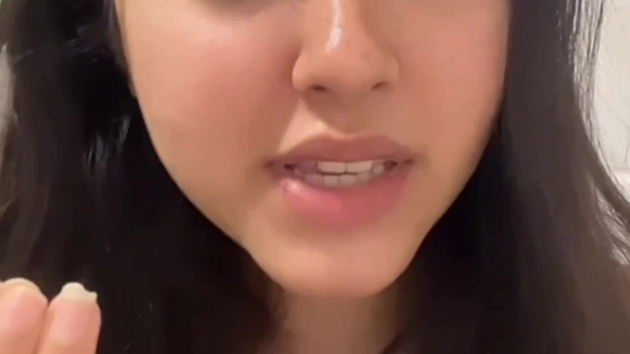 Girl from Pakistan gave advice to young gen