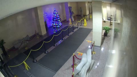 8002FCOB01MainLobby_2021-01-06_01h00min00s417ms.mp4