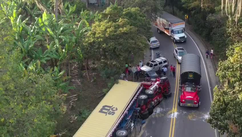 Video: Grave accidente en la vía San Gil – Bucaramanga