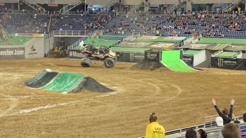 Monster Jam Florida BACKFLIPS