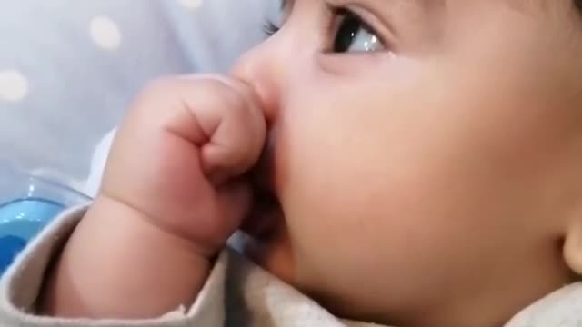 The most beautiful clip of a child in the world is very exciting