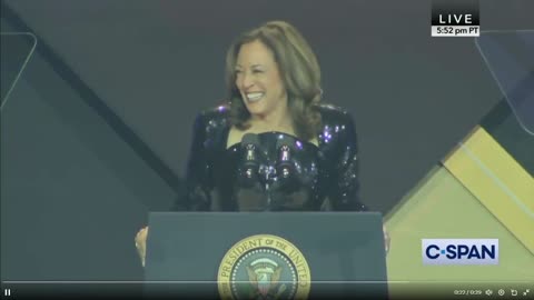 🔥🚨 TIN TỨC MỚI NHẤT: Kamala Harris đã thể hiện giọng để cố gắng lấy lòng khán giả da đen.