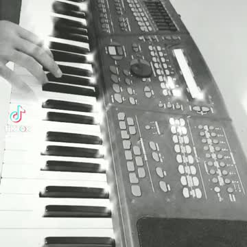 Billie Eillish - When The Party Is Over Piano