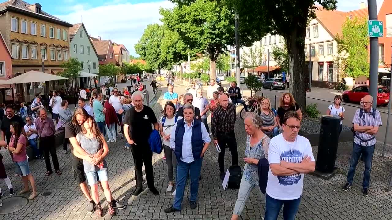 Friedens - Demo / Mahnwache Nr. 142 in Schwäbisch Gmünd am 07.06.2022