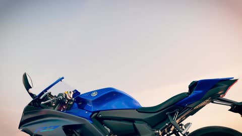 Yamaha YZFR7