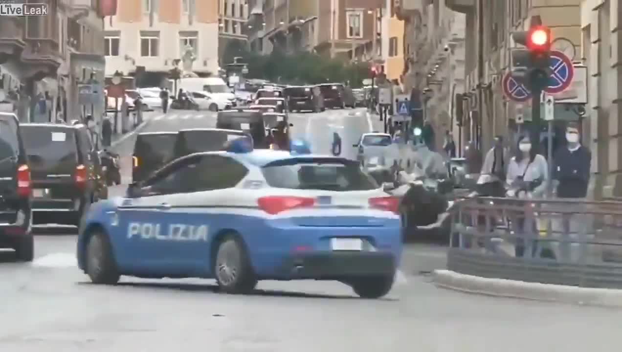 Po/pe get ar/rested? Black/out: Something BIG in Ro/me.