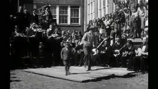 old fiddlers convention (turkey in the straw) 1932