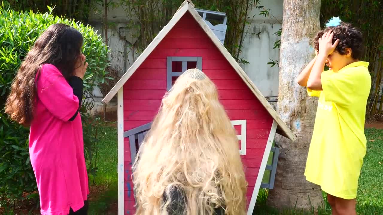 Long Hair, pretend play funny videos for kids, les boys tv