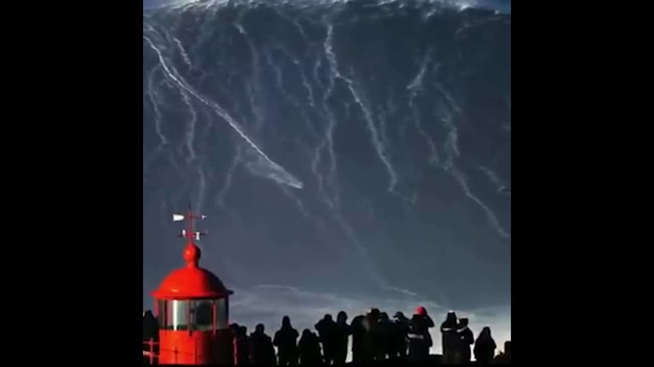 Biggest Wave Ever Surfed 🤯