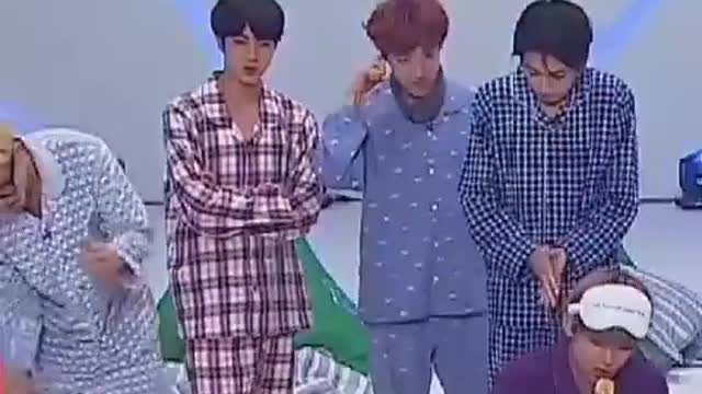 Funny things in BTS k-pop band.