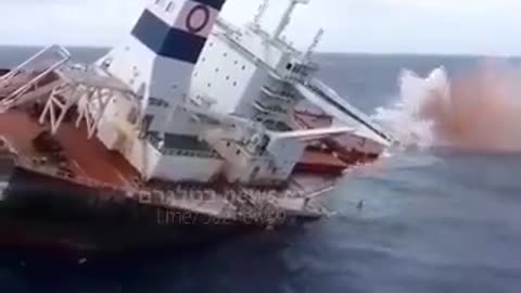 British Cargo Ship Sinks in Red Sea After Houthi Attack 🚀🚀🚀⚓🚢🛳️⛴️