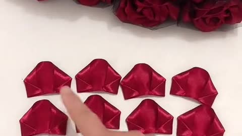 Making artificial gift flower