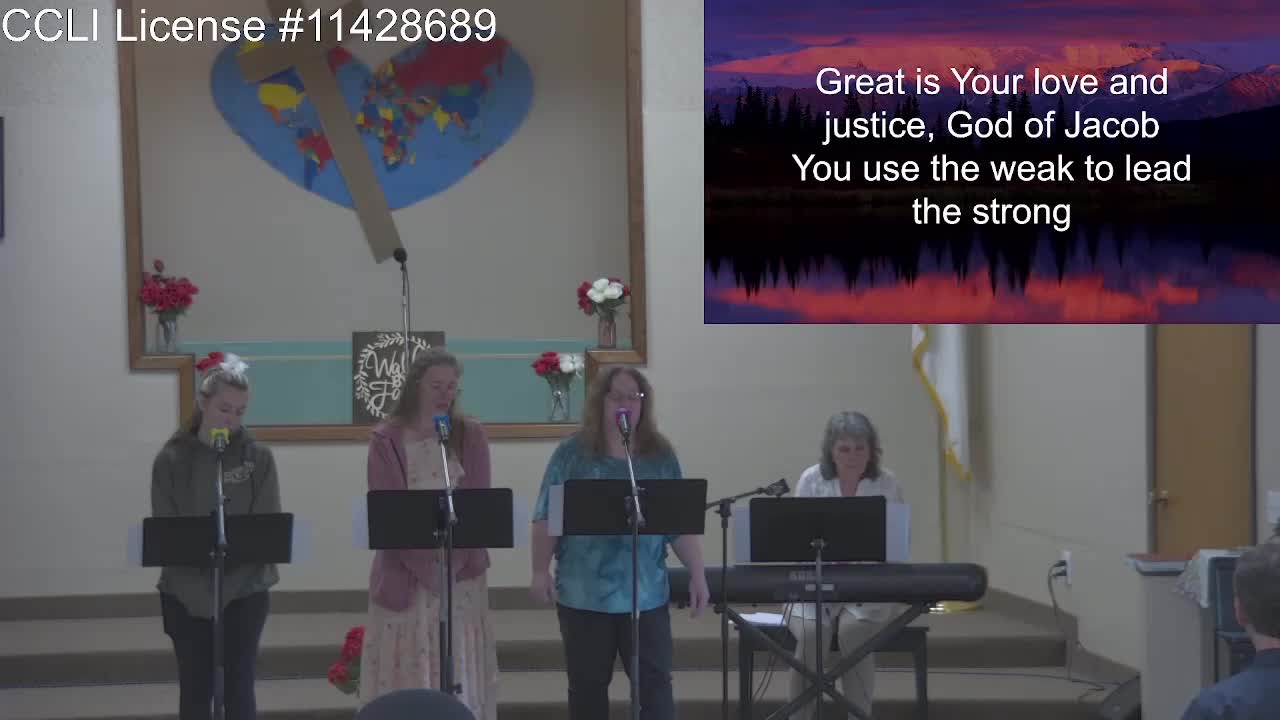 Moose Creek Baptist Church sings “Your Grace is Enough“ During Service 6-12-2022