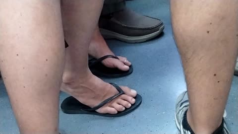 Candid Mature Girl Shoeplay Feet in Public