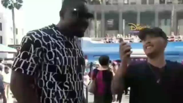 דר ראסל בלילוק נוירוכירורג מוסמך פלואוריד פוגע בפעילות המוח ומוריד מנת המשכל לילד