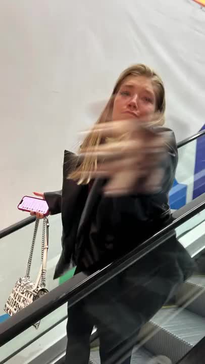 Amrican_Tik_tok_video_Viral_Tik_tok_video_funny_Tik_tok_video_tik_tok_video_#amrica_#amricantiktok