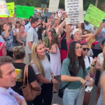 Anti mask school revolution