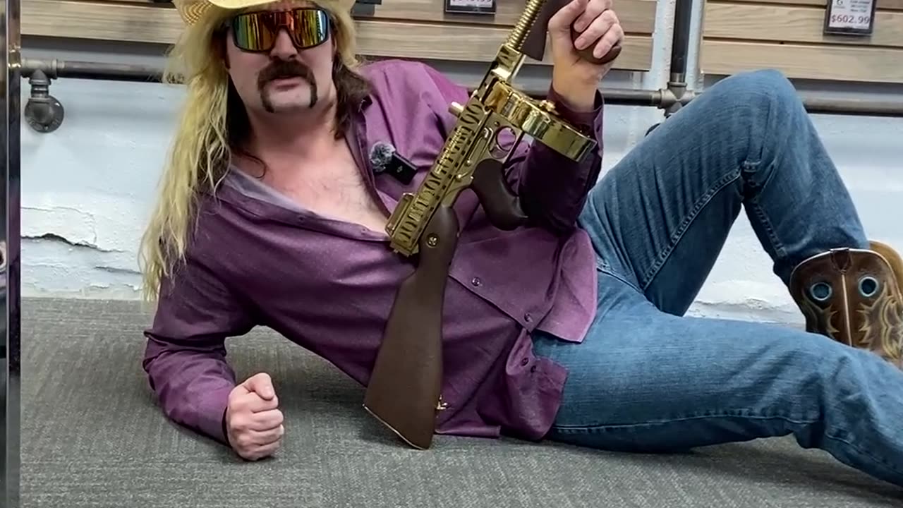 A Golden Tommy Gun for TIGER KING