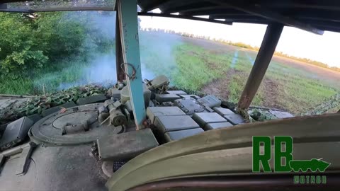 Tankers of the "🅾️tvazhnye" group destroyed enemy positions on the Svatovo-Kremennaya front