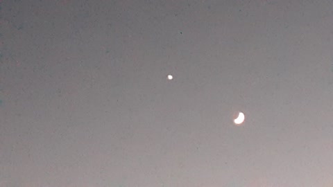 Venus y La Luna IIV