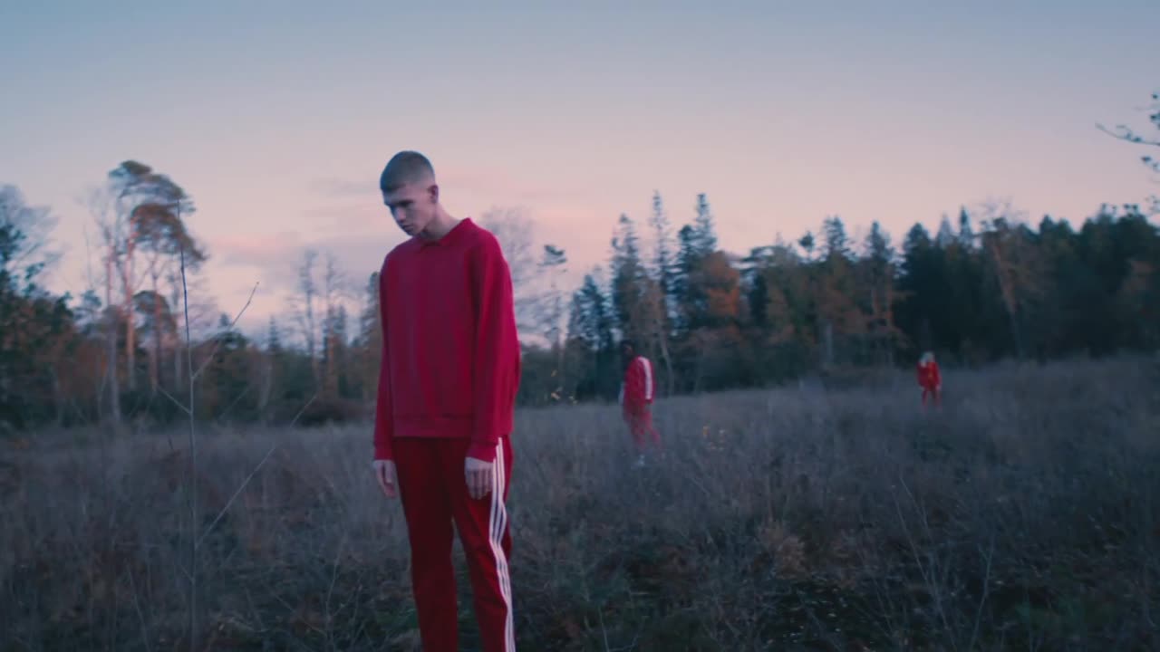 Calvin Harris, Rag'n'Bone Man - Giant (Official Video)