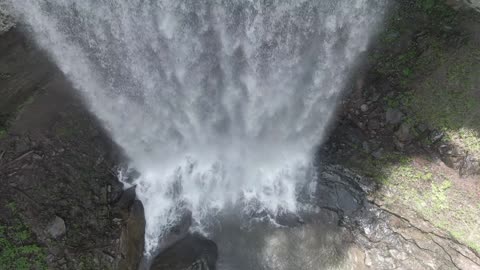 Bela Cachoeira perfeita obra de deus.