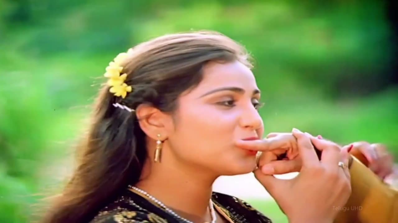 Vevela Gopemmala HD video songs _uhdtelugu _ telugu uhd songs _ _ilaiyaraja(1080P_HD)