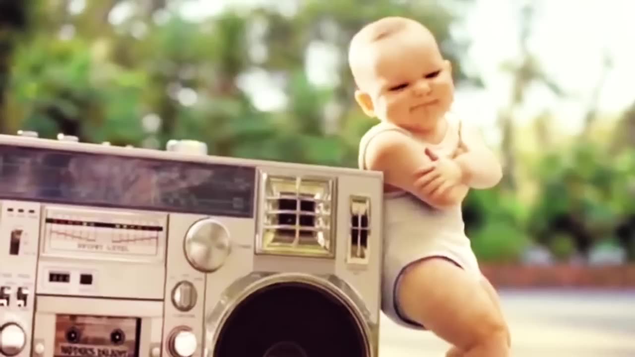 Baby dancing