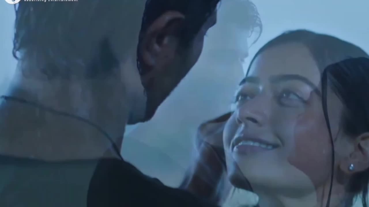 Rasmika Mandhana and Vijay Deverkonda love scenes